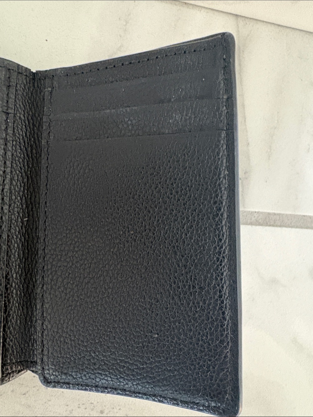 Coach Men’s Black Leather Trifold Wallet - Picture 6 of 9